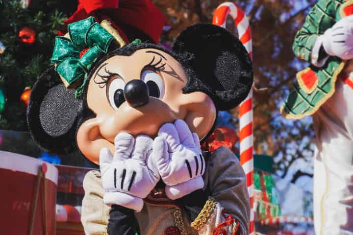 ディズニーキャラクター