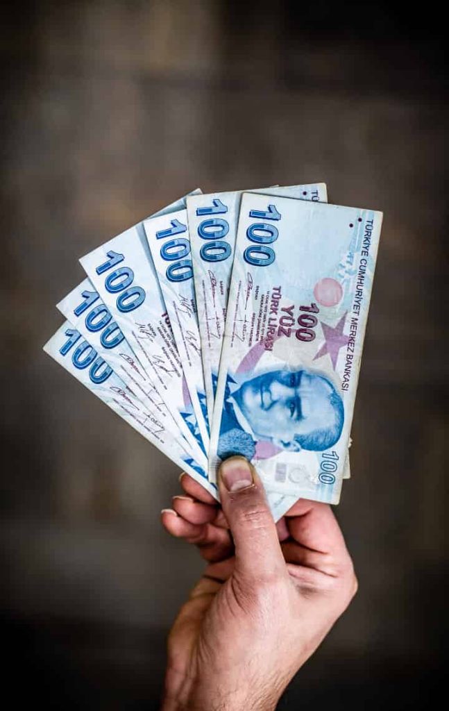 他にもドルやトルコリラなどと紐づいた仮想通貨が存在する