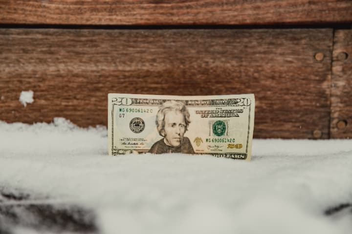 ペッグ通貨