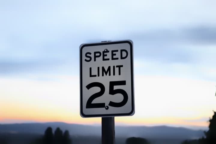 ネットで制限なくLOTOを購入できるのは20歳を超えてから
